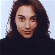 Profesora graduada en Biología por la UAH y con Máster en Microbiología. Imparte clases online y presencial.